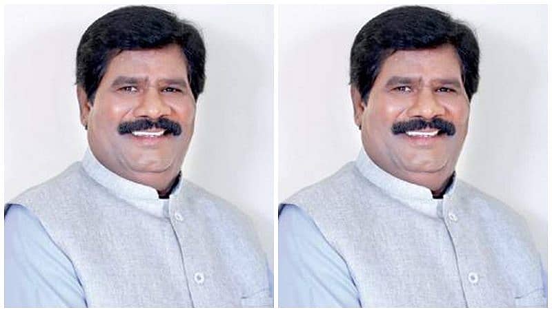 ಕಾಂಗ್ರೆಸ್ ನಾಯಕರು ಕೇವಲ ಭರವಸೆ ಮಾತ್ರ ನೀಡುತ್ತಾರೆ: ಪಕ್ಷೇತರ ಶಾಸಕ ನಾಗೇಶ್
