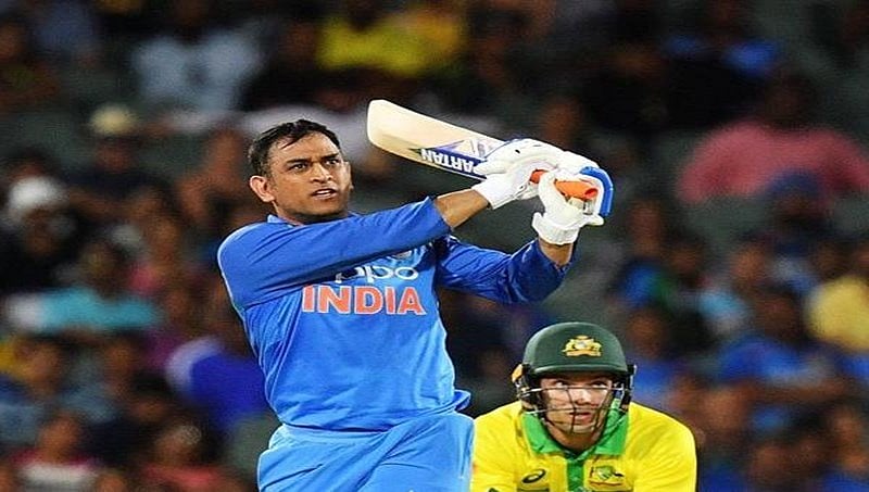 ಧೋನಿ ಆಪತ್ಬಾಂಧವ ಎಂಬುದು ಮತ್ತೆ ಸಾಬೀತು: ಭಾರತ ಆಸ್ಟ್ರೇಲಿಯಾ ವಿರುದ್ಧ ಏಕದಿನ ಸರಣಿ ಗೆದ್ದಿತು!