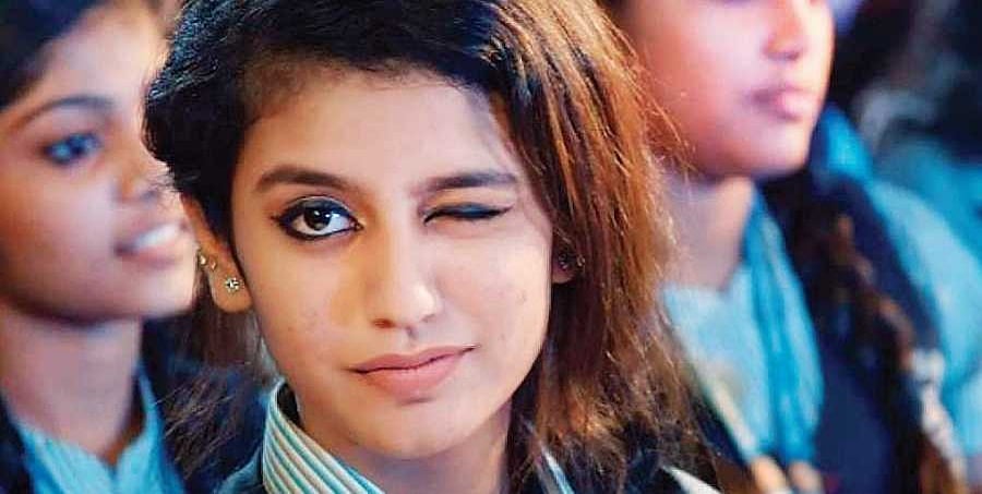 ಕಣ್ಸನ್ನೆ ಮೂಲಕ ಕನ್ನಡಿಗರನ್ನು ಸೆಳೆಯಲು ಬರುತ್ತಿದ್ದಾರೆ ನಟಿ ಪ್ರಿಯ ವಾರಿಯರ್