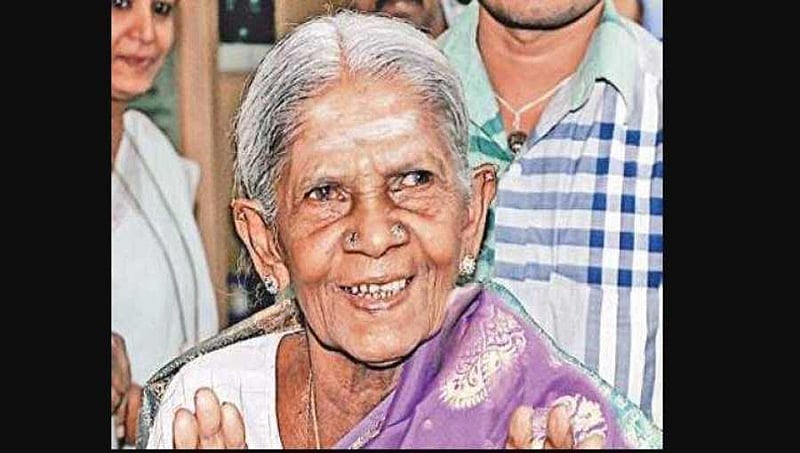 ಸ್ಮರಣಿಕೆಗಳನ್ನು ನನಗೆ ತಿನ್ನಲು ಆಗುತ್ತದೆಯೇ?; 'ಪದ್ಮಶ್ರೀ' ಸಾಲುಮರದ ತಿಮ್ಮಕ್ಕನ ಬೇಸರದ ನುಡಿ