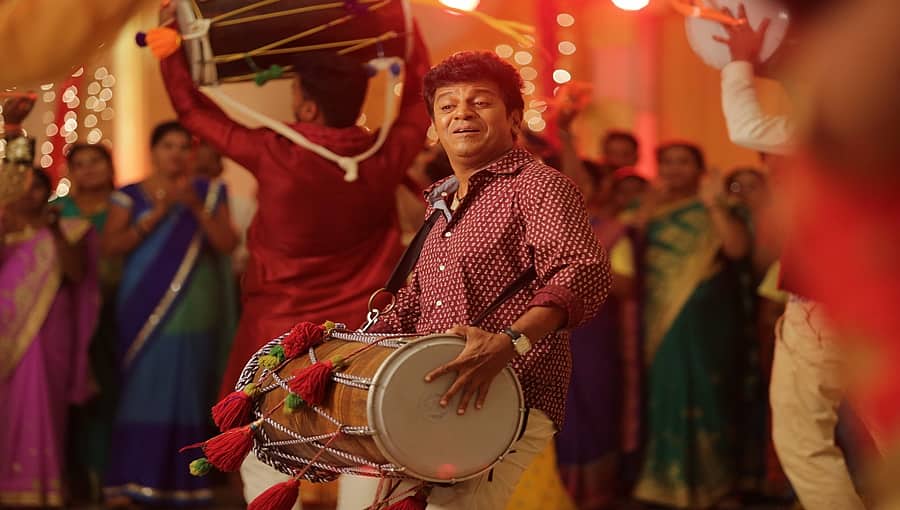 ಶಿವಣ್ಣನ 'ಕವಚ''ದಲ್ಲಿ ಮೂಡಿ ಬಂತು ರಾಜಣ್ಣನ  'ಹೊಸ ಬೆಳಕು'