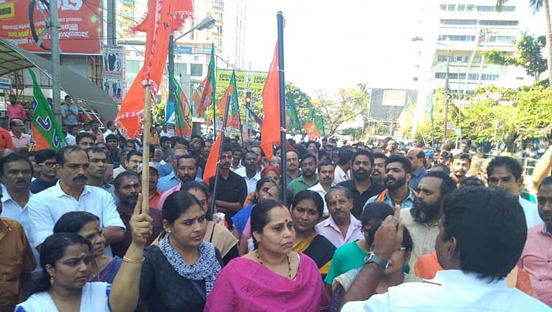 ಶಬರಿಮಲೆ ಪ್ರವೇಶಿಸಿದ ಇಬ್ಬರು ಮಹಿಳೆಯರು ಅಯ್ಯಪ್ಪ ಭಕ್ತರಲ್ಲ, ಮಾವೋವಾದಿಗಳು: ಬಿಜೆಪಿ