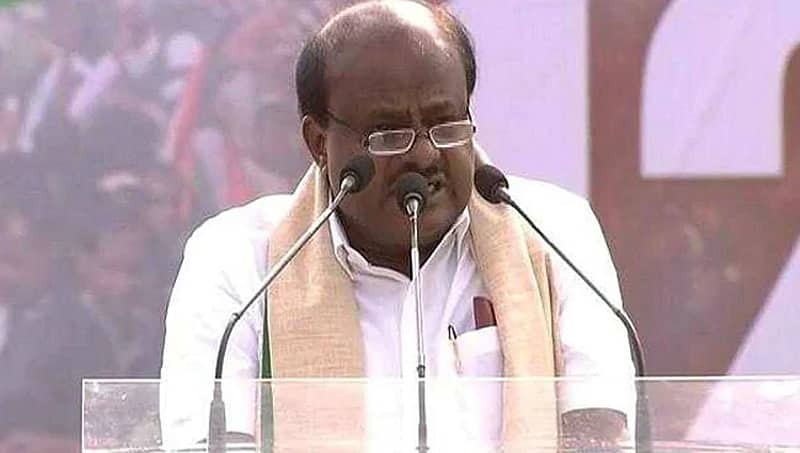 ಪ್ರಧಾನಿ ಹುದ್ದೆಯನ್ನೇ ಬಿಟ್ಟ ಕುಟುಂಬ ನಮ್ಮದು, ಸಿಎಂ ಸ್ಥಾನಕ್ಕೆ ಅಂಟಿ ಕೂರುತ್ತೇವಾ?: ಎಚ್‌ಡಿಕೆ