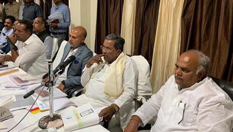ರಾಜಕೀಯ ಚಟುವಟಿಕೆಗಳಲ್ಲಿ ತೊಡಗಿಸಿಕೊಳ್ಳುವ ಪಿಡಿಓಗಳ ವಿರುದ್ಧ ಕ್ರಮ- ಸಿದ್ದರಾಮಯ್ಯ