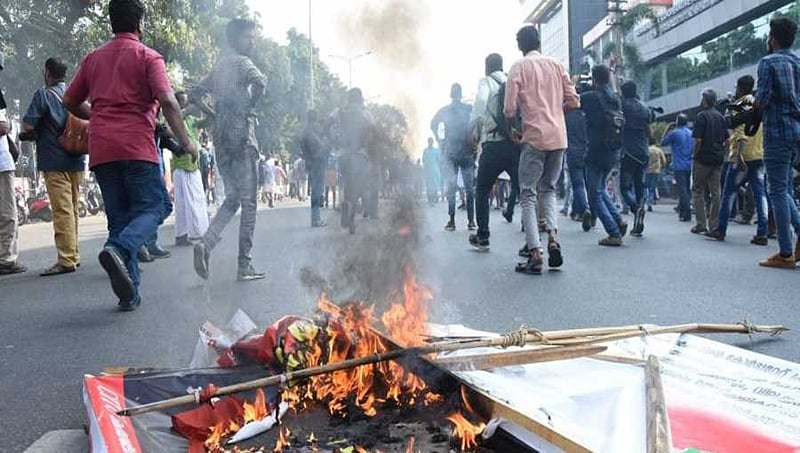 ಶಬರಿಮಲೆ ವಿವಾದ: ಕಣ್ಣೂರಿನಲ್ಲಿ ಮುಂದುವರಿದ ಹಿಂಸಾಚಾರ, 143 ಪ್ರಕರಣ ದಾಖಲು