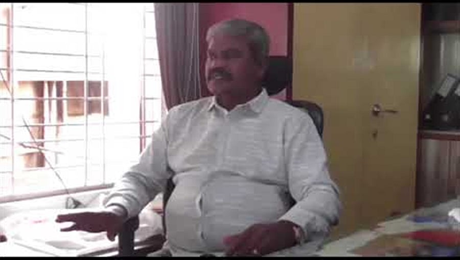 ಅಕ್ರಮ ಮರಳುಗಾರಿಕೆ: ಹೊಳಲ್ಕೆರೆ ಶಾಸಕರಿಂದ ಪೋಲೀಸ್ ಠಾಣೆಗೆ ಮುತ್ತಿಗೆ ಎಚ್ಚರಿಕೆ
