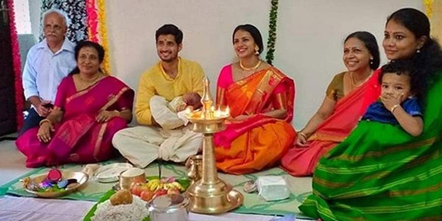 ಶ್ರುತಿ ಹರಿಹರನ್ ಪುತ್ರಿಗೆ ನಾಮಕರಣ: ಮಗಳು ಜಾನಕಿ ಫೋಟೊ ಪೋಸ್ಟ್ ಮಾಡಿದ ರಾಮ್