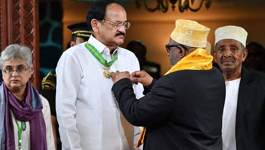 ಉಪ ರಾಷ್ಟ್ರಪತಿ ವೆಂಕಯ್ಯನಾಯ್ಡುಗೆ 'ದಿ ಆರ್ಡರ್ ಆಫ್ ದಿ ಗ್ರೀನ್ ಕ್ರೆಸೆಂಟ್' ಗೌರವ