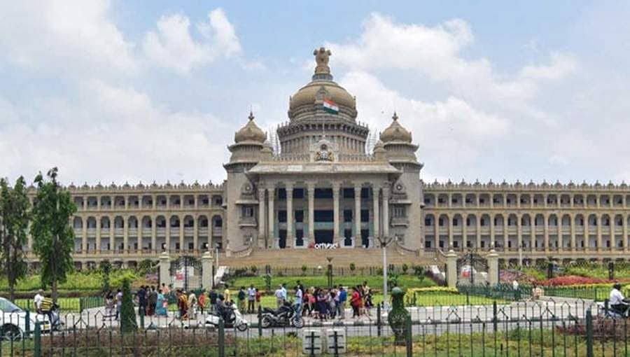 ಅಕ್ರಮ ಕಟ್ಟಡ ನಿರ್ಮಾಣ: ಅಧಿಕಾರಿಗಳನ್ನು ಶಿಕ್ಷಿಸಲು ಹೊಸ ನಿಯಮ ಜಾರಿ