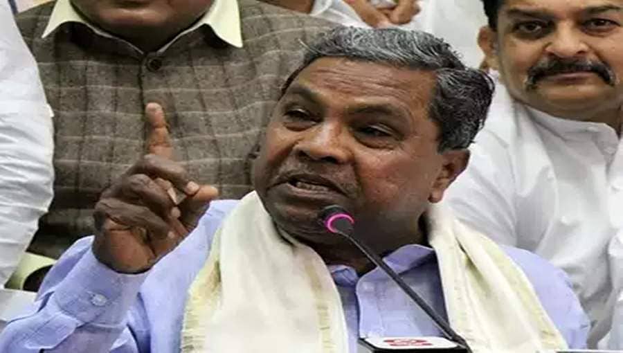 ಸ್ಪೀಕರ್ ಅಂಪೈರ್ ರೀತಿ ಇರಬೇಕು, ಕ್ಲಾಸ್ ಟೀಚರ್ ಅಲ್ಲ- ಸಿದ್ದರಾಮಯ್ಯ ಕಿಡಿ