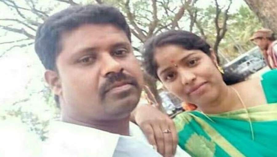 ಶಿವಮೊಗ್ಗ: ಮದುವೆಯಾಗಿ ಒಂದೂವರೆ ವರ್ಷಕ್ಕೆ ಒಂದೇ ಸೀರೆಗೆ ಕೊರಳೊಡ್ಡಿ ದಂಪತಿ ಆತ್ಮಹತ್ಯೆ!