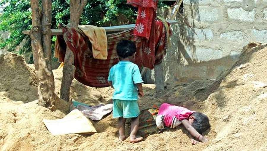 ಸೂರಾಗಲಿದೆ ಹಳೆ ಬಸ್ಸುಗಳು: ನಿರ್ಮಾಣ ಕಾರ್ಮಿಕರ ಮಕ್ಕಳತ್ತ ದಯೆ ತೋರಿದ ಸರ್ಕಾರ