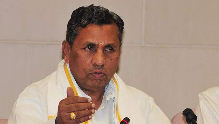 ಅಮಾನತು ಪರಿಶೀಲಿಸಿ: ಮಾಜಿ ಸಂಸದ ಕೆ.ಎಚ್.ಮುನಿಯಪ್ಪ ಆಗ್ರಹ
