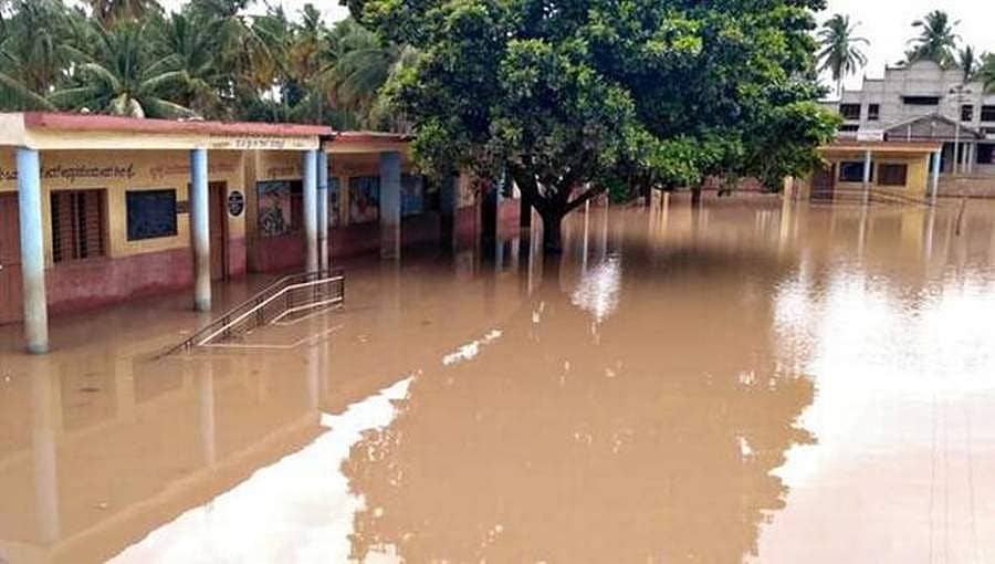 ಮಲಪ್ರಭೆಯಲ್ಲಿ ಮತ್ತೊಮ್ಮೆ ಪ್ರವಾಹ ಭೀತಿ; ಜನತೆ ಕಂಗಾಲು