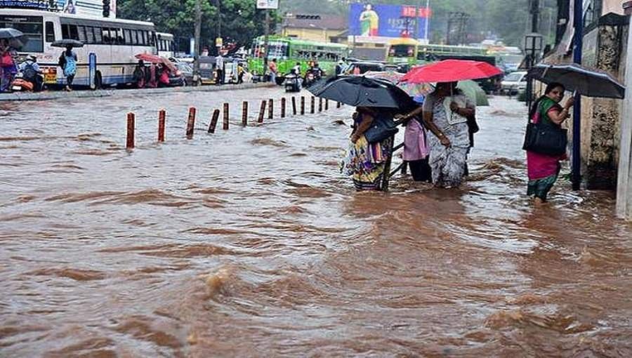 ಬೆಂಗಳೂರು, ಬೆಳಗಾವಿ ಸೇರಿದಂತೆ ಹಲವು ಜಿಲ್ಲೆಗಳಲ್ಲಿ ಧಾರಾಕಾರ ಮಳೆ