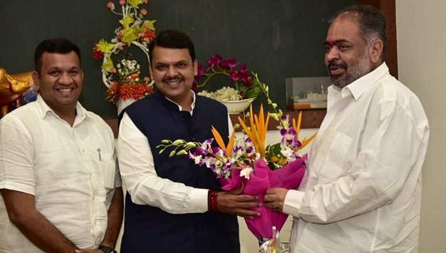 ಶಿವಸೇನೆಗೆ ಸೆಡ್ಡು; ಬಿಜೆಪಿಗೆ ಮತ್ತೋರ್ವ ಶಾಸಕನ ಬೆಂಬಲ, ಕುತೂಹಲ ಕೆರಳಿಸಿದ ಮಹಾ ಸರ್ಕಾರ ರಚನೆ