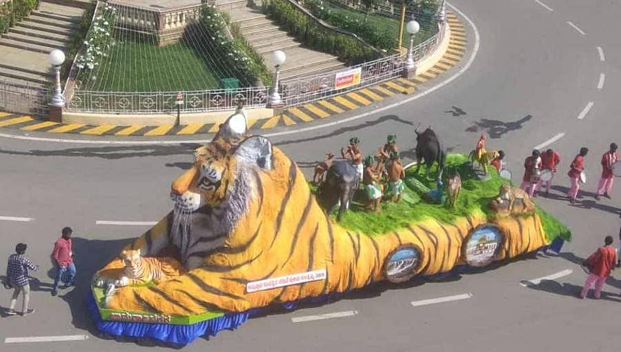 ಮೈಸೂರು ದಸರಾ 2019: ಚಾಮರಾಜನಗರ ಜಿಲ್ಲೆಯ ಸ್ತಬ್ಧಚಿತ್ರಕ್ಕೆ ಪ್ರಥಮ ಬಹುಮಾನ
