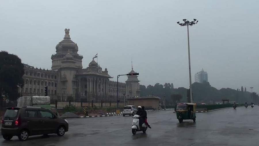 ಬೆಂಗಳೂರಿನಲ್ಲಿ ಮತ್ತೆ 3 ದಿನ ಮಳೆ ಆರ್ಭಟ