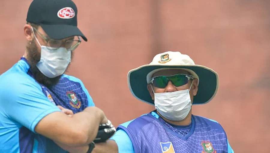 ಪ್ರಾಣ ಹೋಗುವ ಪರಿಸ್ಥಿತಿ ಇಲ್ಲ: ದೆಹಲಿ ವಾಯುಮಾಲಿನ್ಯ ಕುರಿತು ಬಾಂಗ್ಲಾ ಕ್ರಿಕೆಟ್ ಕೋಚ್ ಹೇಳಿಕೆ