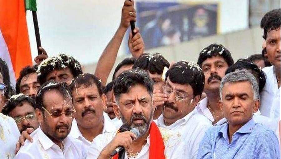 ಮಾಜಿ ಸಚಿವ ಡಿಕೆ ಶಿವಕುಮಾರ್ ಅಪೊಲೊ ಆಸ್ಪತ್ರೆಗೆ ದಾಖಲು