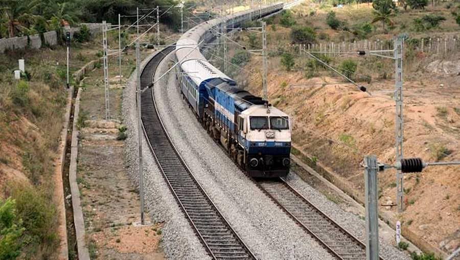 ಅಯೋಧ್ಯೆ ತೀರ್ಪು: ಭೀತಿ ಹುಟ್ಟಿಸಲು ಇಲ್ಲಸಲ್ಲದ ಪೋಸ್ಟ್-ಹೆದರಿ ರೈಲು ಟಿಕೆಟ್ ರದ್ದು ಮಾಡಿದ ಹಲವು ಪ್ರಯಾಣಿಕರು