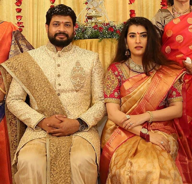 ಹೈದರಾಬಾದ್ ನ ರಾಡಿಸನ್ ಹೋಟೆಲ್ ನಲ್ಲಿ ಎರಡು ತಿಂಗಳ ಹಿಂದೆ ಅದ್ಧೂರಿಯಾಗಿ ನಿಶ್ಚಿತಾರ್ಥ ಕಾರ್ಯಕ್ರಮ ನಡೆದಿತ್ತು.