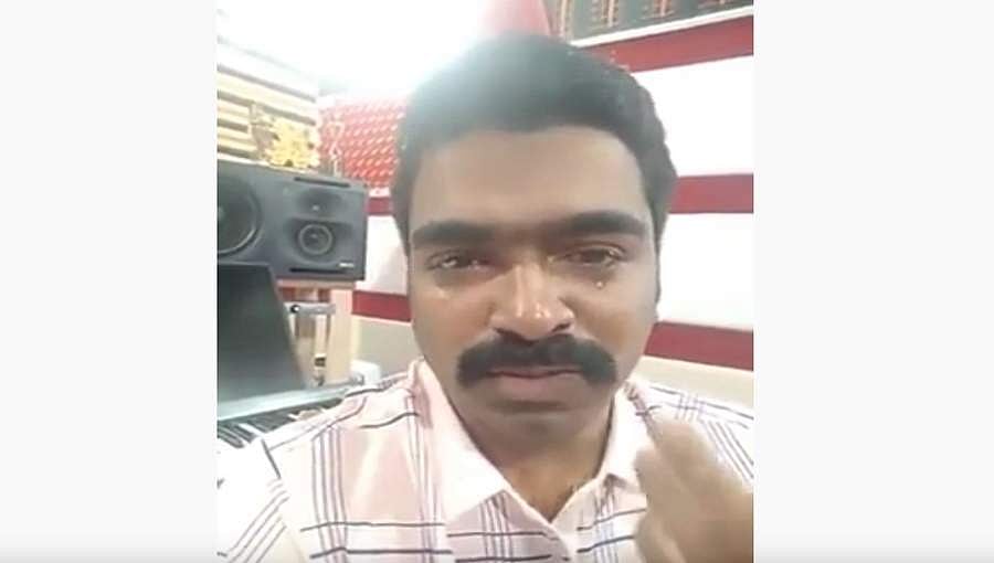 ಕಣ್ಣೀರು ಹಾಕಿದ ಕೆಜಿಎಫ್ ಚಿತ್ರದ ಸಂಗೀತ ನಿರ್ದೇಶಕ ರವಿ ಬಸ್ರೂರು, ವಿಡಿಯೋ!