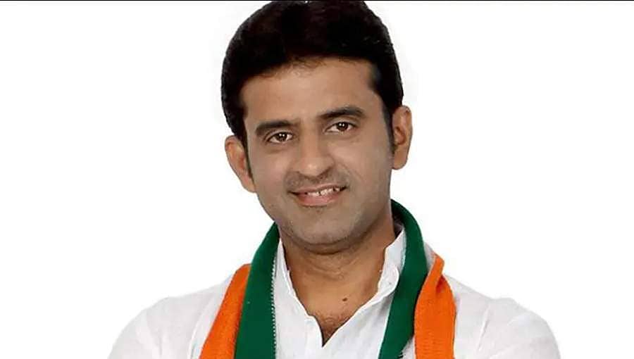ಉಪ ಚುನಾವಣೆ: ಶಿವಾಜಿನಗರಕ್ಕೆ ರಿಜ್ವಾನ್ ಅರ್ಷಾದ್, ಗೋಕಾಕ್ ಲಖನ್, ಕೈ ಅಭ್ಯರ್ಥಿ