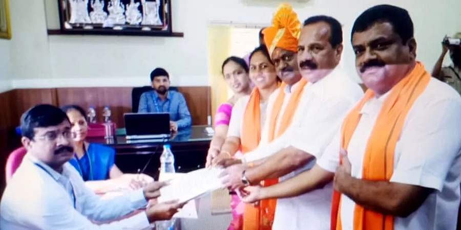 ಯಶವಂತಪುರ ಕ್ಷೇತ್ರದಲ್ಲಿ ಬಿಜೆಪಿ,‌ ಜೆಡಿಎಸ್ ಅಭ್ಯರ್ಥಿಗಳಿಂದ ನಾಮಪತ್ರ ಸಲ್ಲಿಕೆ