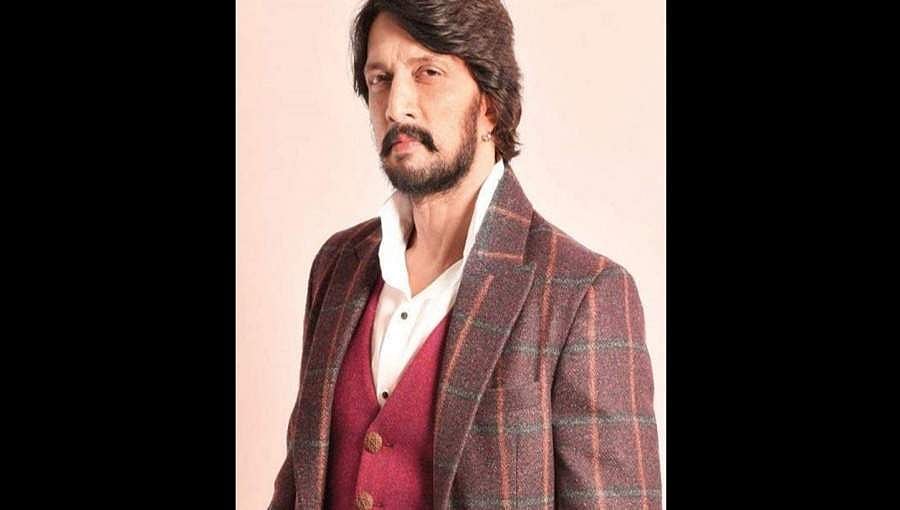 ರಿಮೇಕ್ ಅಲ್ಲ ಸ್ವಮೇಕ್: ಮತ್ತೆ ನಿರ್ದೇಶನಕ್ಕಿಳಿದ ಸುದೀಪ್ ಸ್ಪಷ್ಟನೆ