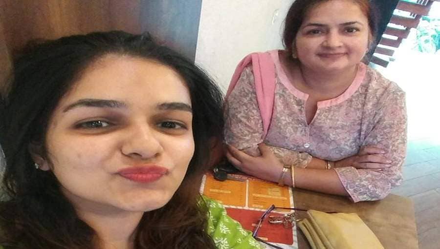 ಅಮ್ಮನಿಗೆ ವರನನ್ನು ಹುಡುಕುತ್ತಿರುವ ಮಗಳು: ಈ ವಯಸ್ಸಿನಲ್ಲಿ ತಾಯಿಗೆ ಮದುವೆ ಯಾಕೆ ಗೊತ್ತ?