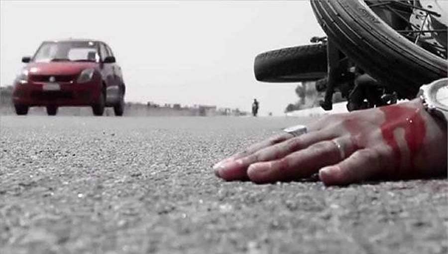 ನೆಲಮಂಗಲ: ಶಾಸಕ ಶಿವಶಂಕರಪ್ಪ ಪುತ್ರನ ಬಿಎಂಡಬ್ಲ್ಯೂ ಕಾರು ಡಿಕ್ಕಿ, ಬೈಕ್ ಸವಾರ ದುರ್ಮರಣ, ಭೀಕರ ದೃಶ್ಯ ಸೆರೆ!