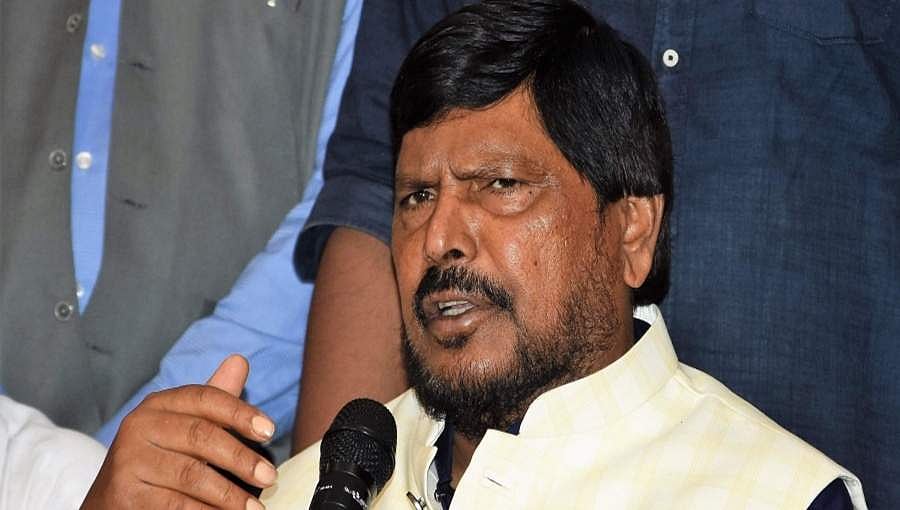 ಶರದ್ ಪವಾರ್-ಸುಪ್ರಿಯಾ ಸುಳೆ ಅವರನ್ನು ಕೇಂದ್ರ ಸಂಪುಟಕ್ಕೆ ಸೇರಿಸಬೇಕು: ರಾಮದಾಸ್ ಐತಾವಳೆ