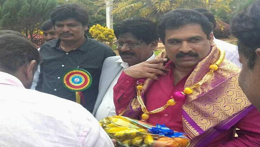 ಬೆಂಗಳೂರು ಶಿಕ್ಷಕರ ಕ್ಷೇತ್ರದ ಬಿಜೆಪಿ ಅಭ್ಯರ್ಥಿ ಎಂಎಲ್ಸಿ ಪುಟ್ಟಣ್ಣ; ಯಡಿಯೂರಪ್ಪ
