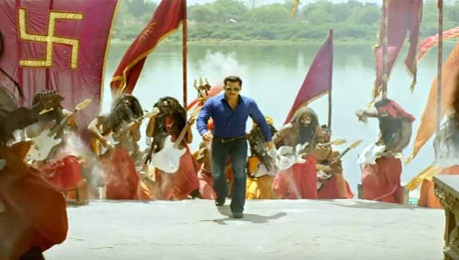 ಹಿಂದೂಗಳ ಭಾವನೆಗಳಿಗೆ ಧಕ್ಕೆ: ದಬಾಂಗ್ -3 ಚಲನಚಿತ್ರಕ್ಕೆ ಸೆನ್ಸಾರ್ ಪ್ರಮಾಣ ಪತ್ರ ನೀಡದಂತೆ ಆಗ್ರಹ