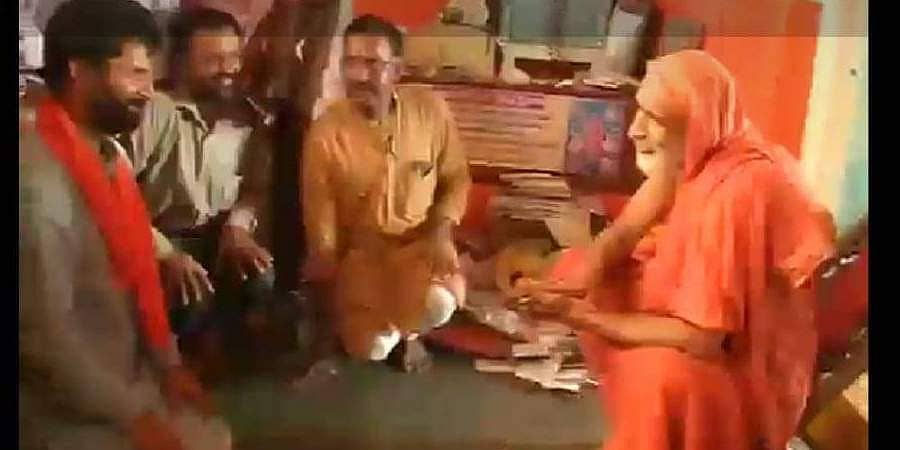 ಸಚಿವ ಸಿ.ಟಿ. ರವಿಯನ್ನು ತರಾಟೆಗೆ ತೆಗೆದುಕೊಂಡ ಹಂಪಿ ಸ್ವಾಮೀಜಿ