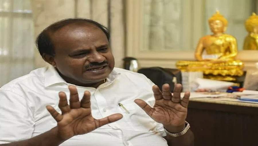 ಕುಮಾರಸ್ವಾಮಿ ಊಸರವಳ್ಳಿ ರೀತಿ,ಯಾವಾಗ ಬಣ್ಣ ಬದಲಿಸ್ತಾರೆ ಎಂಬುದು ಗೊತ್ತಾಗಲ್ಲ : ಬಿ.ಸಿ.ಪಾಟೀಲ್