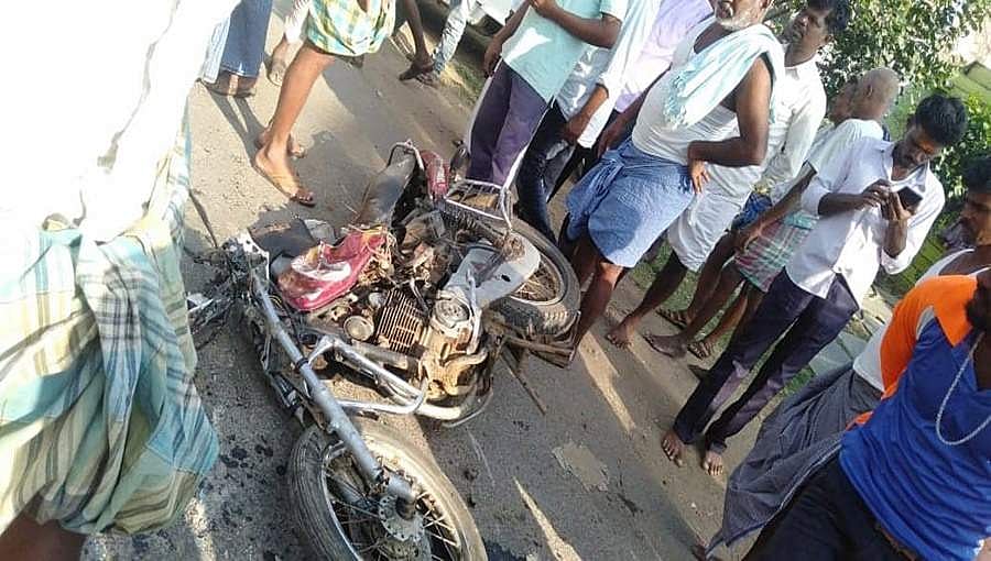 ಹೊಸಪೇಟೆ: ಬೈಕ್‍ಗೆ ಕೆಎಸ್ಆರ್‌ಟಿಸಿ ಬಸ್ ಡಿಕ್ಕಿ, ಸ್ಥಳದಲ್ಲೇ ಬೈಕ್ ಸವಾರ ಸಾವು!