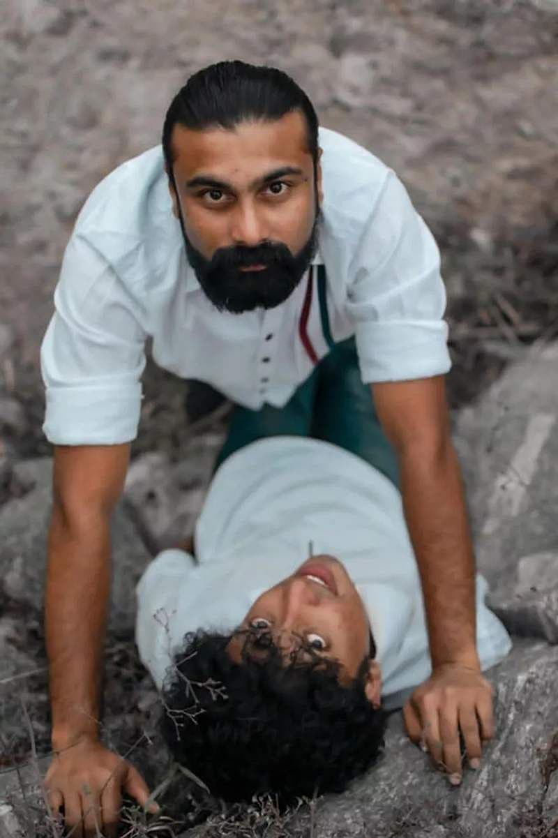 ಅಬ್ದುಲ್ ರೆಹಿಮ್ ಮತ್ತು ನೆವಿದ್ ಆಂಟೋನಿ ಚುಲ್ಲಿಕಾಲ್ ಪ್ರಿ-ವೆಡ್ಡಿಂಗ್ ಫೋಟೋ ಶೂಟ್ ಫೋಟೋಗಳು.