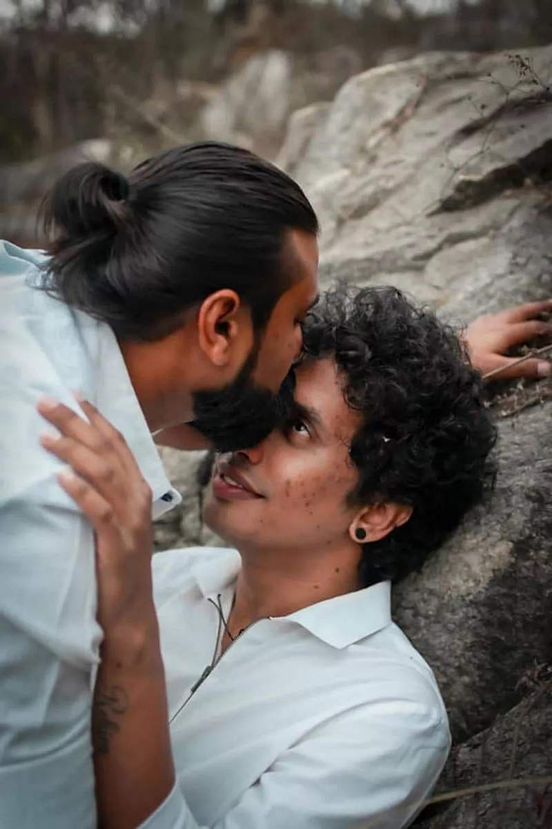 ಅಬ್ದುಲ್ ರೆಹಿಮ್ ಮತ್ತು ನೆವಿದ್ ಆಂಟೋನಿ ಚುಲ್ಲಿಕಾಲ್ ಪ್ರಿ-ವೆಡ್ಡಿಂಗ್ ಫೋಟೋ ಶೂಟ್ ಫೋಟೋಗಳು.
