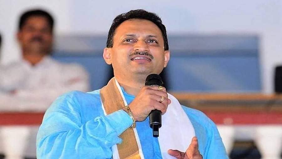 ಮಹಾ ರಾಜಕೀಯ ಹೈಡ್ರಾಮಾ ಕುರಿತು ಹೇಳಿಕೆ: ಅನಂತ್ ಕುಮಾರ್ ಹೆಗಡೆ ವಿರುದ್ಧ ಬಿಜೆಪಿ ನಾಯಕತ್ವ ಗರಂ