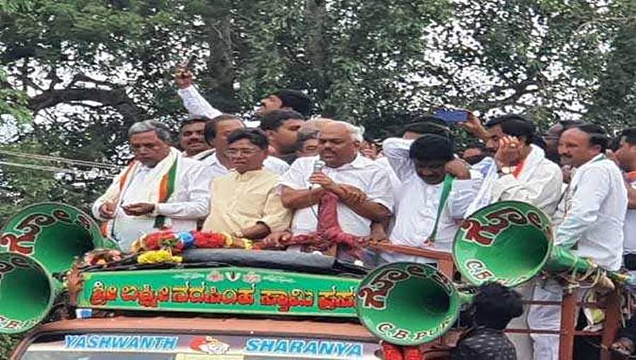 ಅನರ್ಹ ಶಾಸಕ  ಸುಧಾಕರ್ ರಾಜಕೀಯಕ್ಕೆ ನಾಲಾಯಕ್:ಸಿದ್ದರಾಮಯ್ಯ