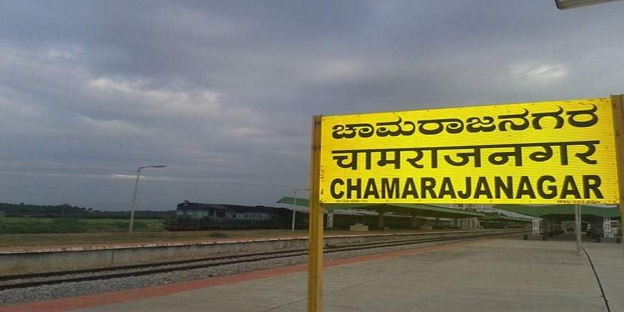 ಚಾಮರಾಜನಗರ ಗಿರಿಜನ ಹಾಸ್ಟೆಲ್ ನಿಂದ ಇಬ್ಬರು ವಿದ್ಯಾರ್ಥಿನಿಯರು ನಾಪತ್ತೆ