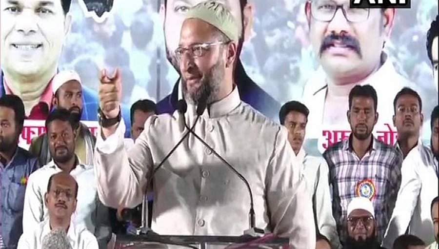 ಅವರು ತಮ್ಮ ಭ್ರಮೆಯಲ್ಲಿಯೇ ಇರಲಿ ಬಿಡಿ: ಪೌರತ್ವ ಕಾಯ್ದೆಗೆ ಬೆಂಬಲ ನೀಡಿದ ಮುಸ್ಲಿಂ ಮೌಲ್ವಿಗಳ ವಿರುದ್ಧ ಓವೈಸಿ ಕಿಡಿ