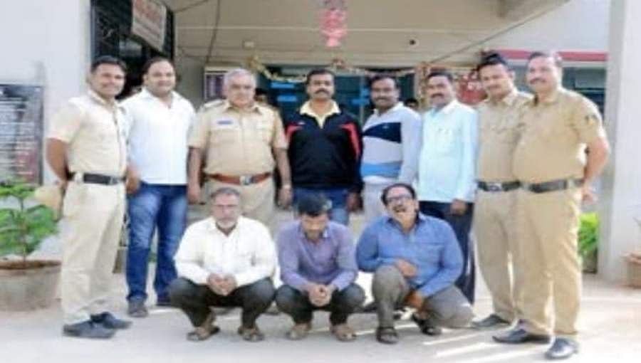 ಗುಂಡ್ಲುಪೇಟೆ: ಬಸ್ ಹತ್ತುವಾಗ ಪ್ರಯಾಣಿಕನಿಂದ 2 ಲಕ್ಷ ಹಣ ಎಗರಿಸಿದ್ದ ಮೂವರು ಅಂದರ್