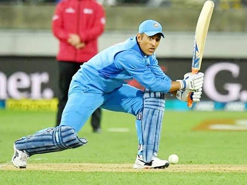 ಕಳೆದ ಕೆಲ ತಿಂಗಳಿಂದ ಅವರ ನಿವೃತ್ತಿ ಬಗ್ಗೆ ಮಾತುಗಳು ಕೇಳಿಬರುತ್ತಿವೆ. ಈ ಬಗ್ಗೆ ಮಾಧ್ಯಮದವರು ಕೇಳಿದಾಗ ಜನವರಿಯವರೆಗೆ ನನ್ನಲ್ಲಿ ಏನೂ ಕೇಳಬೇಡಿ ಎಂದಿದ್ದರು.