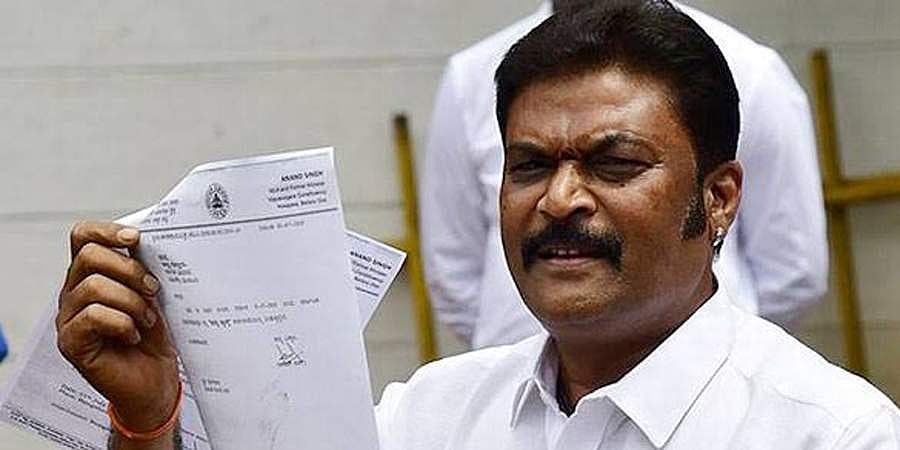 ಸೂರ್ಯ ಗ್ರಹಣದ ನಂತರ ನಮ್ಮ ಪದಗ್ರಹಣ ಆಗಬಹುದು: ಶಾಸಕ ಆನಂದ್ ಸಿಂಗ್ ವಿಶ್ವಾಸ