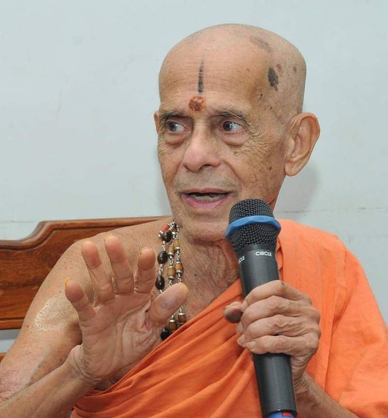 ವಿಶ್ವೇಶ ತೀರ್ಥ ಸ್ವಾಮೀಜಿಗಳ ಅಪರೂಪದ ಚಿತ್ರಗಳು