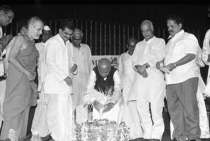 ವಿಶ್ವೇಶ ತೀರ್ಥ ಸ್ವಾಮೀಜಿ