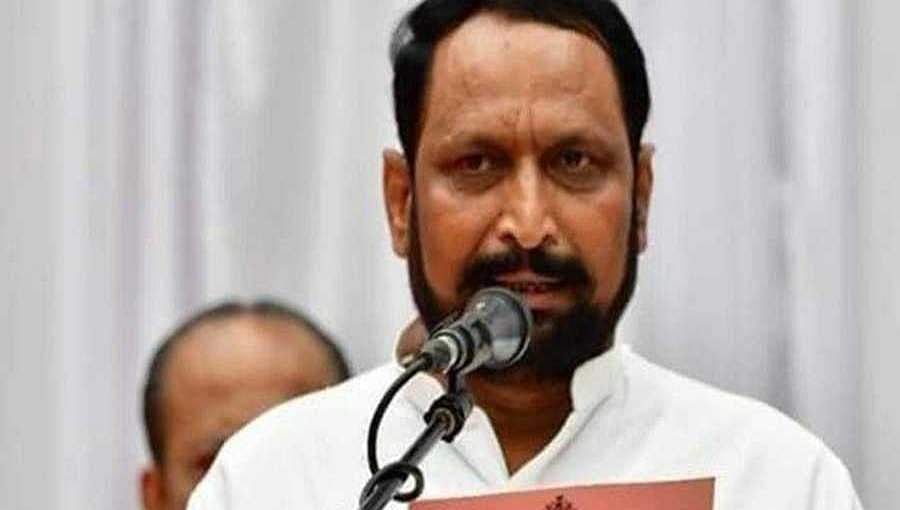 ರಾಹುಲ್ ಗಾಂಧಿ ಮಾತಿಂದ ರಾಷ್ಟ್ರದ ಗೌರವ ಮಣ್ಣುಪಾಲು: 'ಅತ್ಯಾಚಾರದ ರಾಜಧಾನಿ' ಹೇಳಿಕೆಗೆ ಡಿಸಿಎಂ ಸವದಿ ಆಕ್ರೋಶ